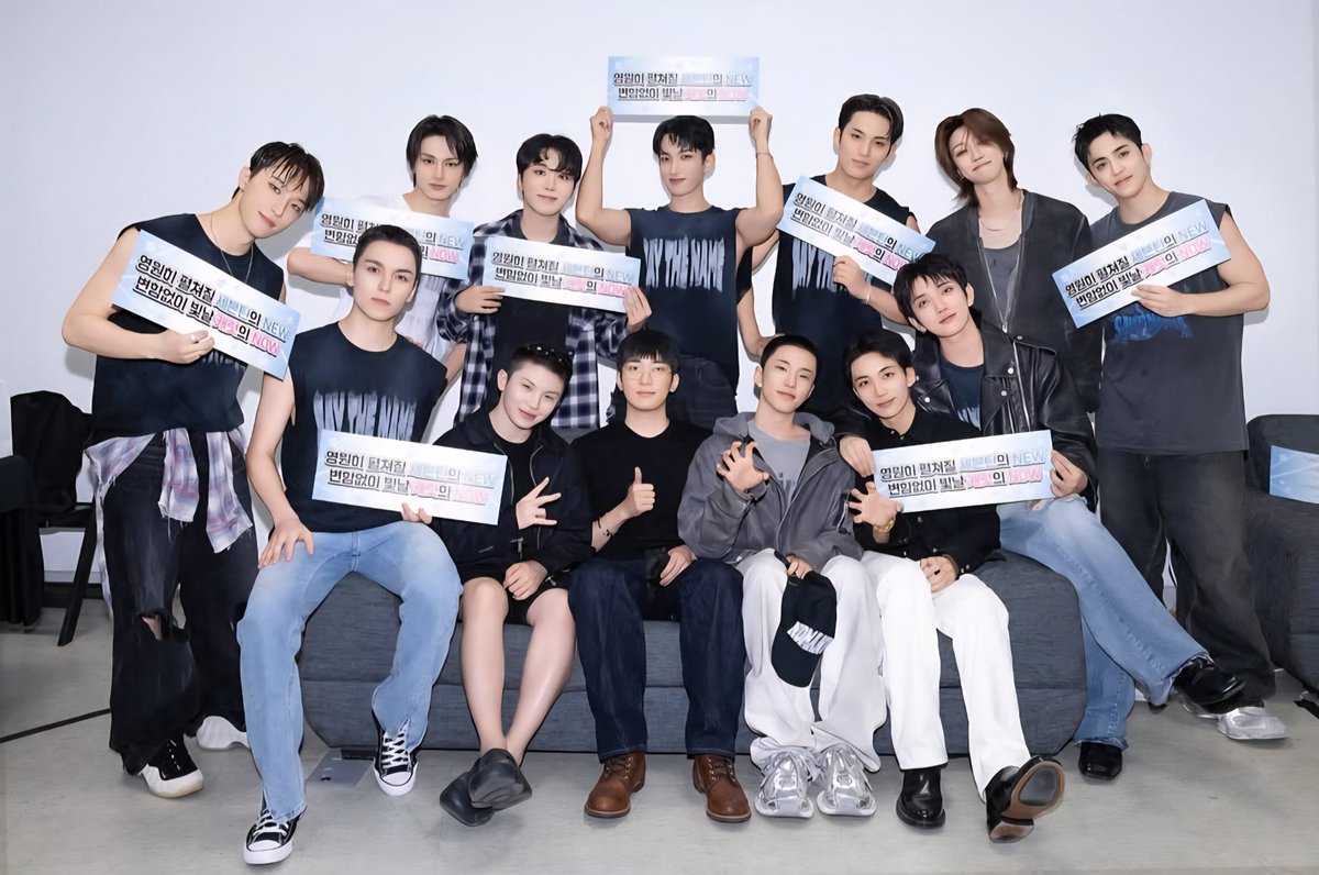 svtnserenade's tweet photo. CARATS, SEVENTEEN DESERVES TO WIN! SO PLEASE RT, DROP THE TAGS, AND VOTE FOR SEVENTEEN NOW!

1 REPOST = 1 VOTE
1 REPLY = 1 VOTE

i vote for #SEVENTEEN on #2025MAMAVOTE https://t.co/d4QZTz9zli