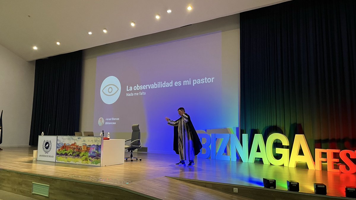 cadirneca's tweet photo. La importancia de la #observabilidad con el gran @iblancasa en @BiznagaFest #Malaga 👏👏👏🙌🙌 https://t.co/2rA9rU8XOs