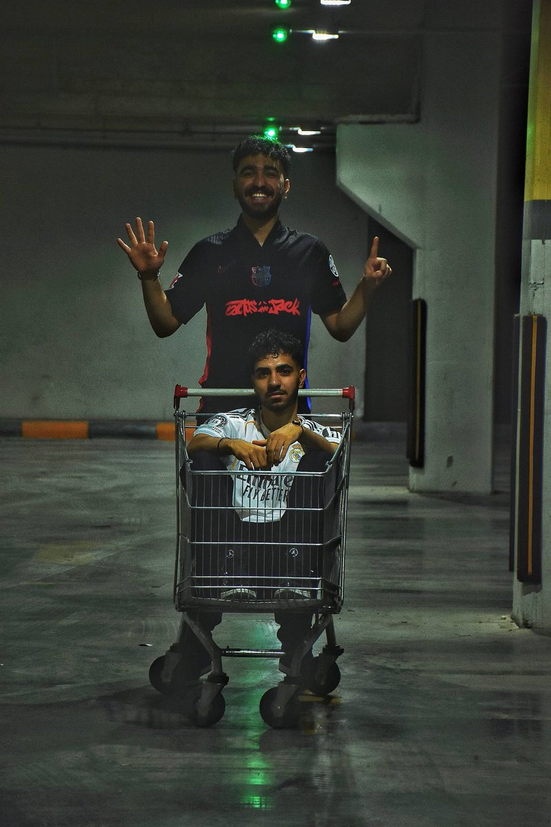 Vintage Sport tweet media