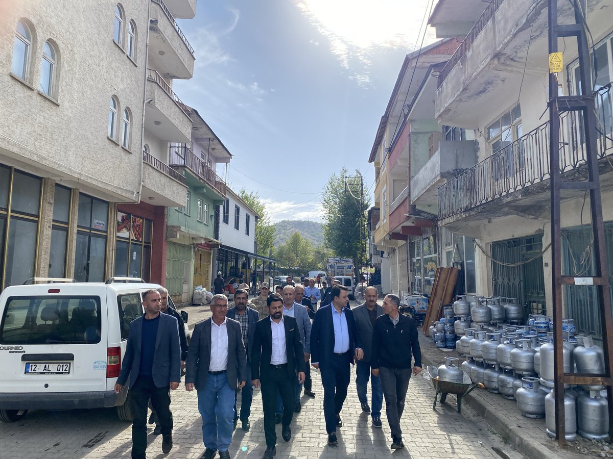 2013-2016 yılları arasında Genç ilçemizin kaymakamlık görevini üstlenmiş olan ve şu anki Tokat Valimiz Sayın Abdullah Köklü'yü, Servili kıymetli hemşehrilerimizle bir araya geldiğimiz anlamlı bir buluşmada ağırlamaktan onur duyduk. Sayın Valimiz Abdullah Köklü’nün Genç