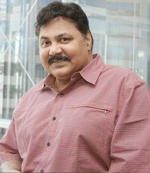 bollygossipsz's tweet photo. Veteran actor #SatishShah passed away on Saturday due to kidney failure. 

Our deepest condolences to his family and loved ones during this difficult time.🙏 https://t.co/9aWzNqKawg