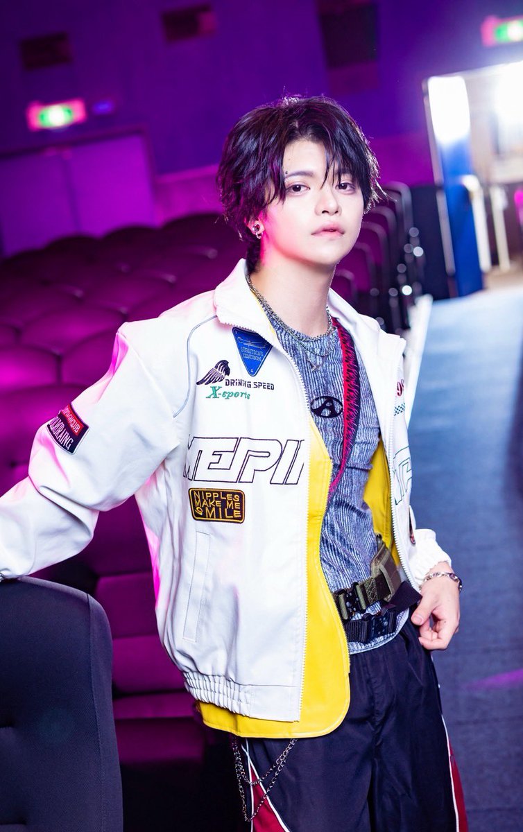 UNCOEUR_JP's tweet photo. --- SYSTEM: COMPLETE ---
777達成。

UNCOEURシステムへのアクセスが許可されました。

--- MEMBER:01 AOI
@uncoeur_aoi

--- MEMBER:02 RUI
@uncoeur_rui

「Now loading next file...」
NEXT UNLOCK ⇒ フォロワー200人で解放。 https://t.co/x0w6RH1UpJ