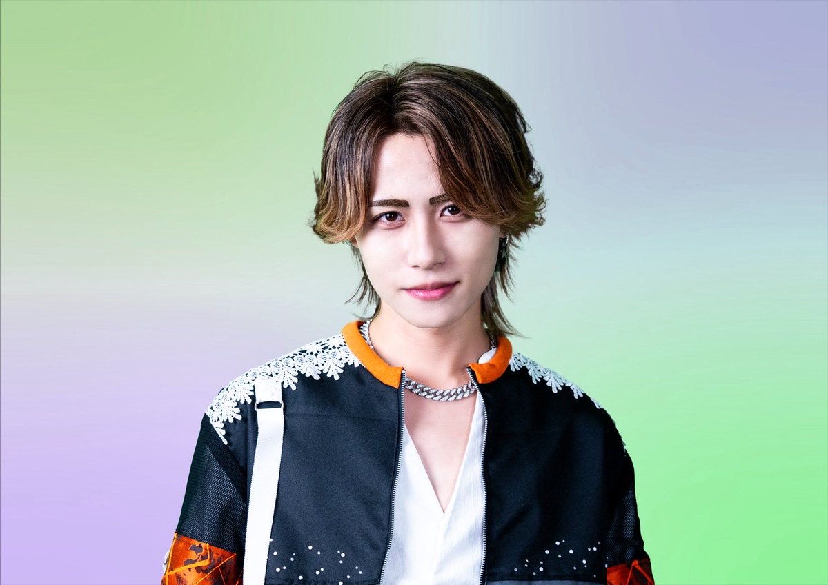 answers_tokyo's tweet photo. ⛓️💥新アー写解禁💥⛓️

💜：Light
🎂：5/5
@answers_light

💛：Ryota
🎂：12/11
@answers_ryota

🤍：Shota
🎂：9/28
@answers_shota

🩷：Rei
🎂：5/20
@answers_reii

このポストの
♻️＋♡ ＝ 《600》

達成で《全体アー写》公開！！

#answers #アンサーズ https://t.co/6MHDWRmEUy