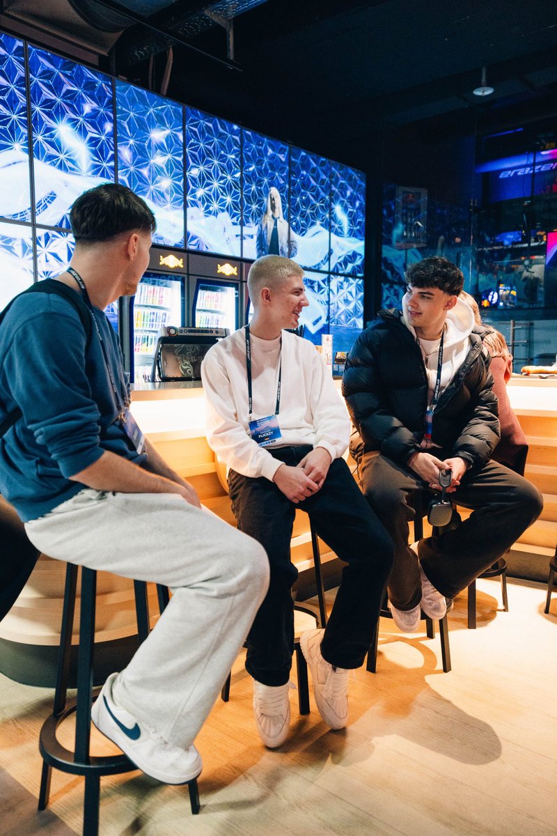 <a href="/DitzeJacqueline/">gripeysmum</a> <a href="/Gripeyy/">Gripey</a> <a href="/Vicotryona/">vico</a>