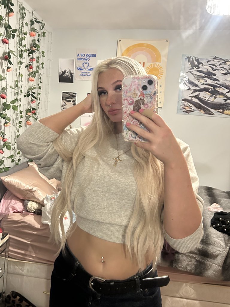 spoilbliss's tweet image. i know u wanna spoil me