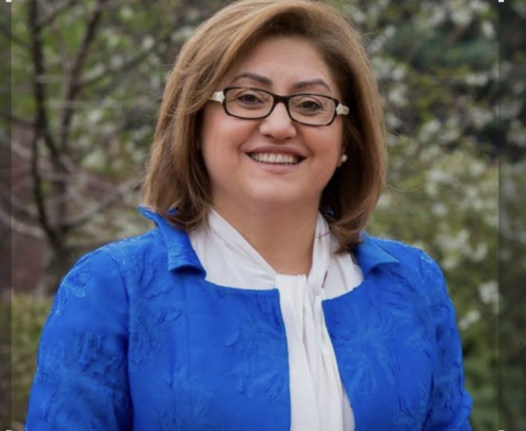 Gaziantep Büyükşehir Belediyesi Olarak Her 6 Ayda Bir 1000(Bin) Konut Üretiyoruz 
Fatma Şahin 
Gaziantep Büyükşehir Belediye Başkanı 
Peki Eskişehir Büyükşehir Belediyesi 27 Yıldır Kaç Konut Üretmiş Yorum Sizin