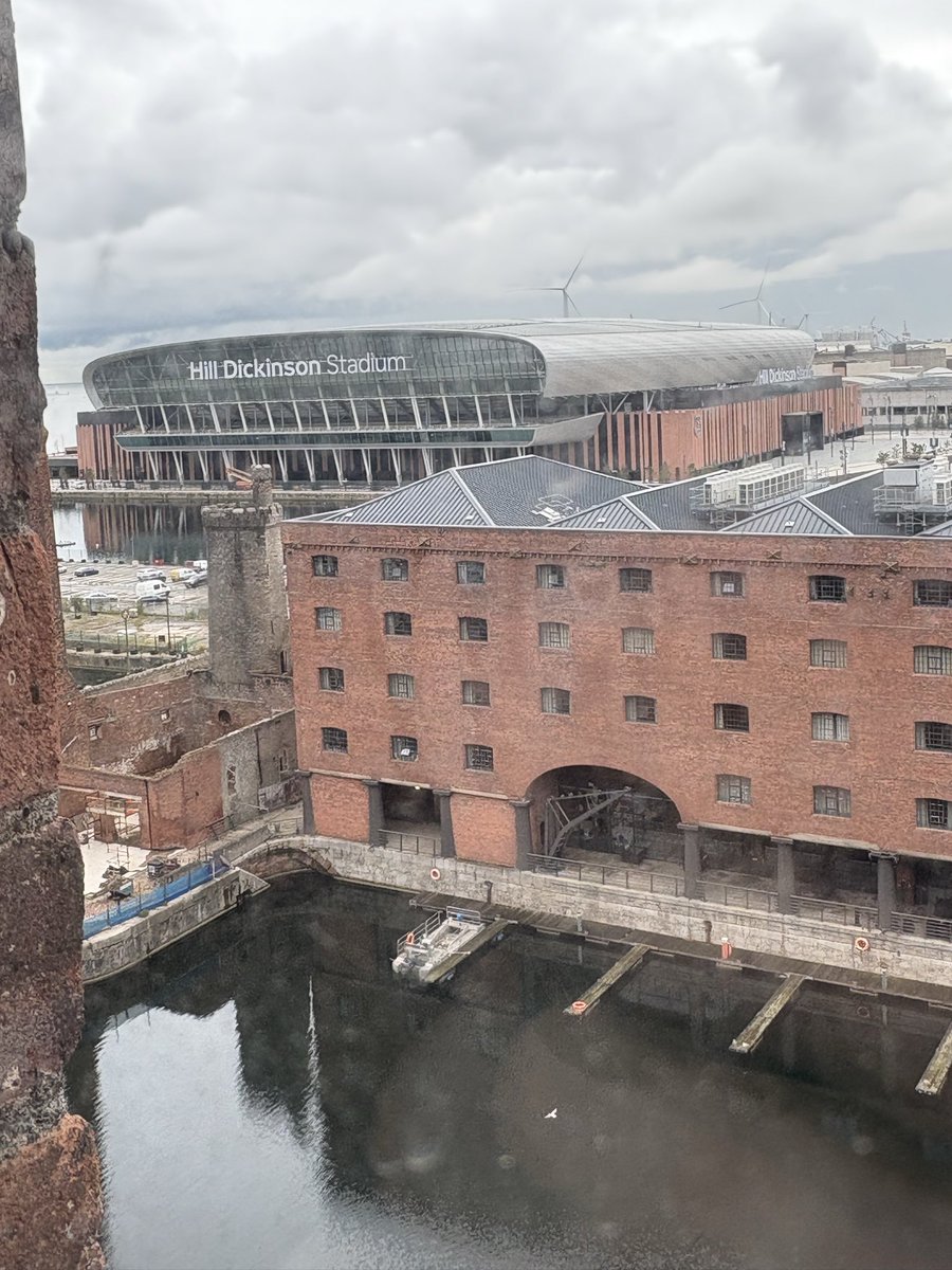 EFC.Cain tweet media