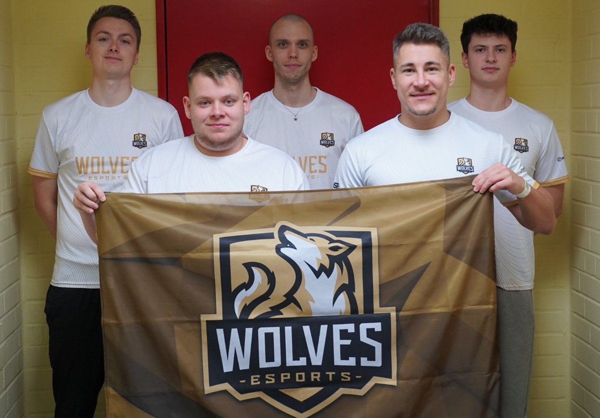 wolves_esports's tweet image. Quick @gshlan update on #WolvesCS:
Group stage done (3-0), now into double elimination playoffs BO3s. 

#KeepHowling