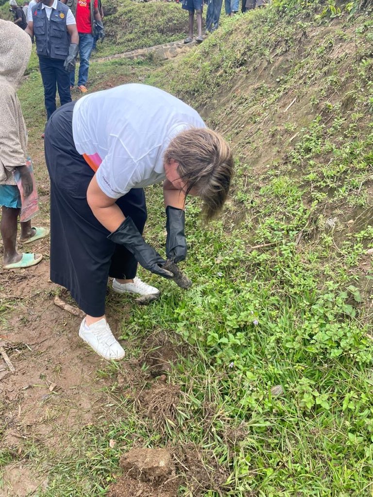 Alison Thorpe tweet media