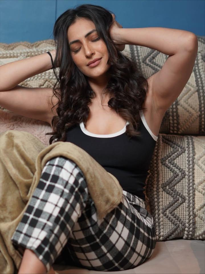 G4GhCS6XsAAPa9n?format=jpg&name=medium