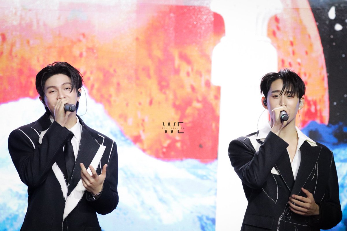 WEofficialTH's tweet photo. 🎉 Congratulation WilliamEstFMVietnam🎉

ขอบคุณวิลเลี่ยมเอสสำหรับงานแฟนมีตประเทศเวียดนาม  ที่เต็มไปด้วยรอยยิ้ม ความสุข และความทรงจำ ✨รวมถึงทำให้เห็นความตั้งใจที่มอบให้กับแฟนคลับมาเสมอ 💖

และขอบคุณนะครับที่ทำให้รู้ว่าทุกๆการมีอยู่ของแฟนคลับมีค่าเสมอ  วีออฟและเวสตี้ทุกคนจะอยู่เคียงข้างและซัพพอร์ตน้องวิลเลี่ยมน้องเอสแบบนี้ไปตลอดนะครับ งานจบแล้วอย่าลืมพักผ่อนและหาของอร่อยๆทานนะครับ ❤️💙

ขอขอบคุณแฟนคลับทุกคนที่มาร่วมสร้างความทรงจำที่งดงามในงานนี้ (เดินทางกลับบ้านปลอดภัยกันนะครับ)