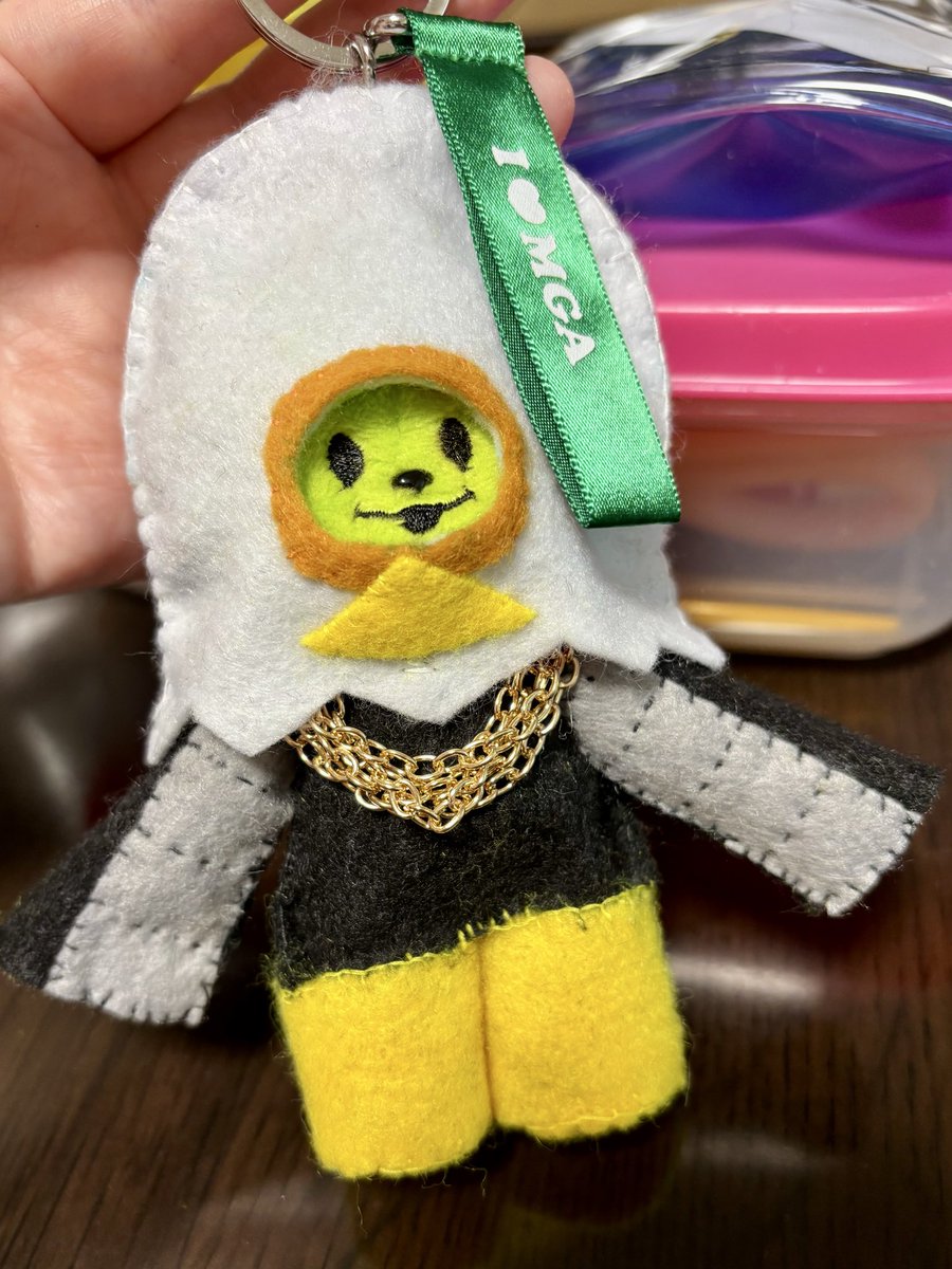 バベルの塔　使いの鳥 ミセスグリーンアップルのバベルの塔のグッズで、使いの鳥のお尻