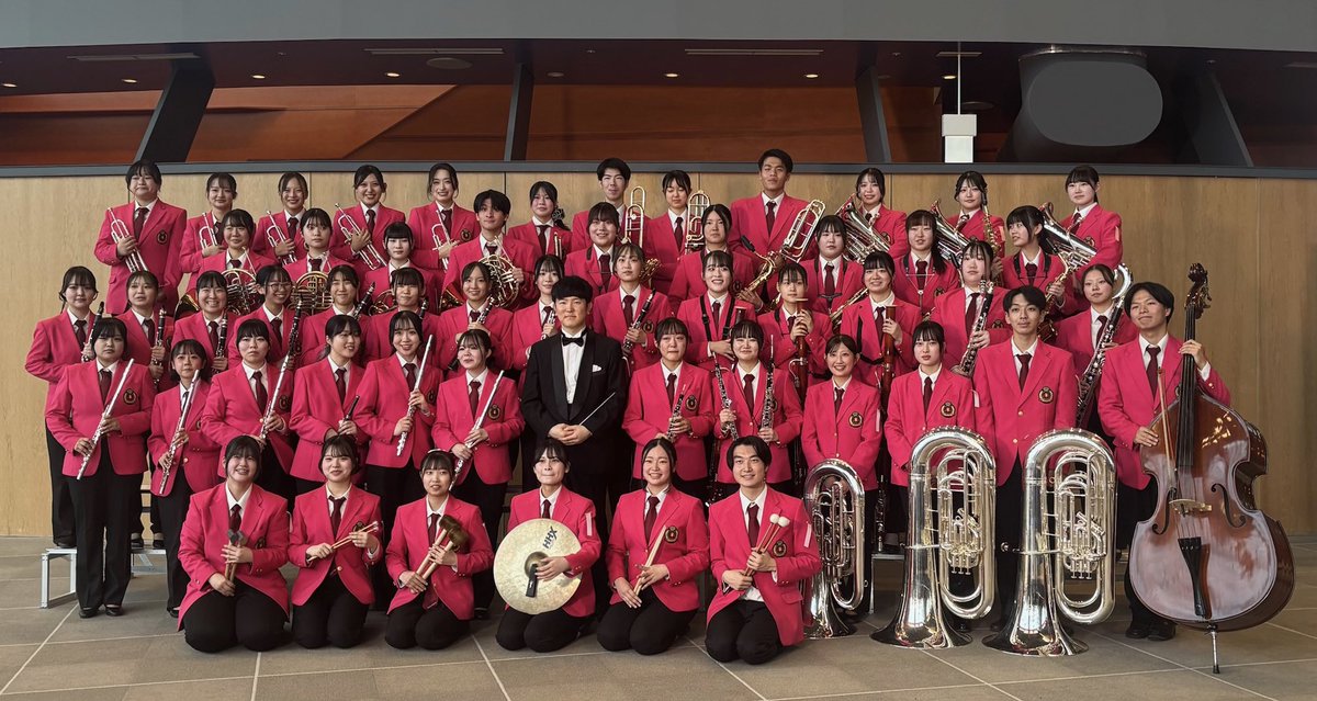 本日行われました第73回全日本吹奏楽コンクールにおいて中部学院大学吹奏楽部が出場し、銅賞を受賞しました。