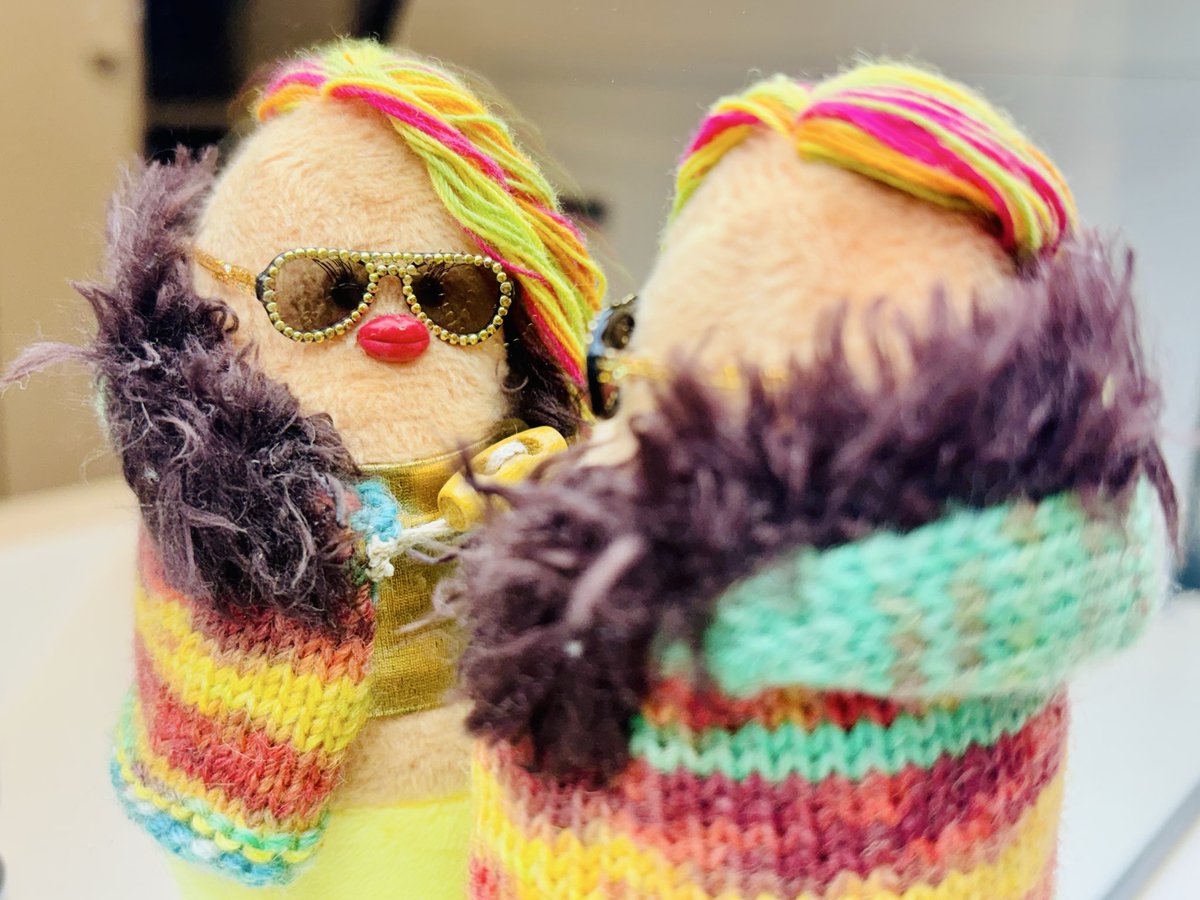 今年も頼むわね、イブスタンニット