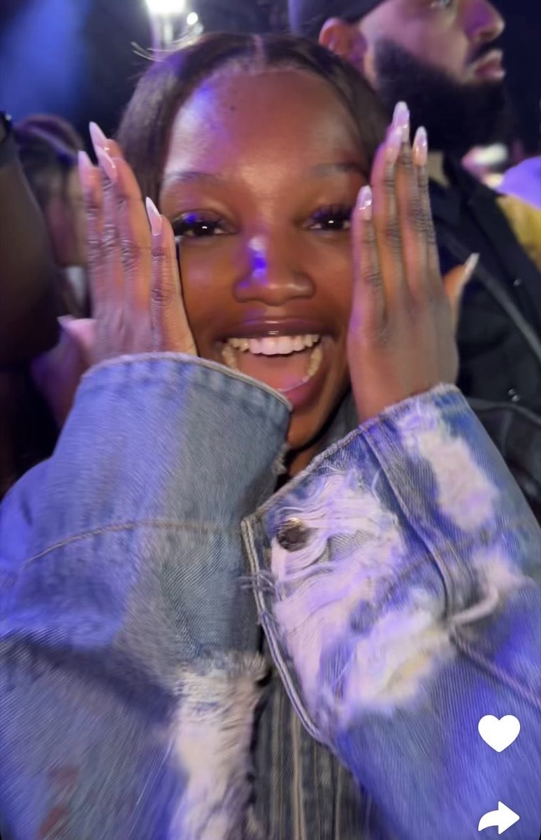 She is so cute 😍❤️