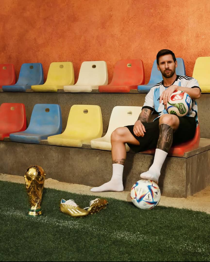 AvolaStephen's tweet photo. @goalsside Nobody comes to the GOAT 🐐 https://t.co/YalD3mCir6