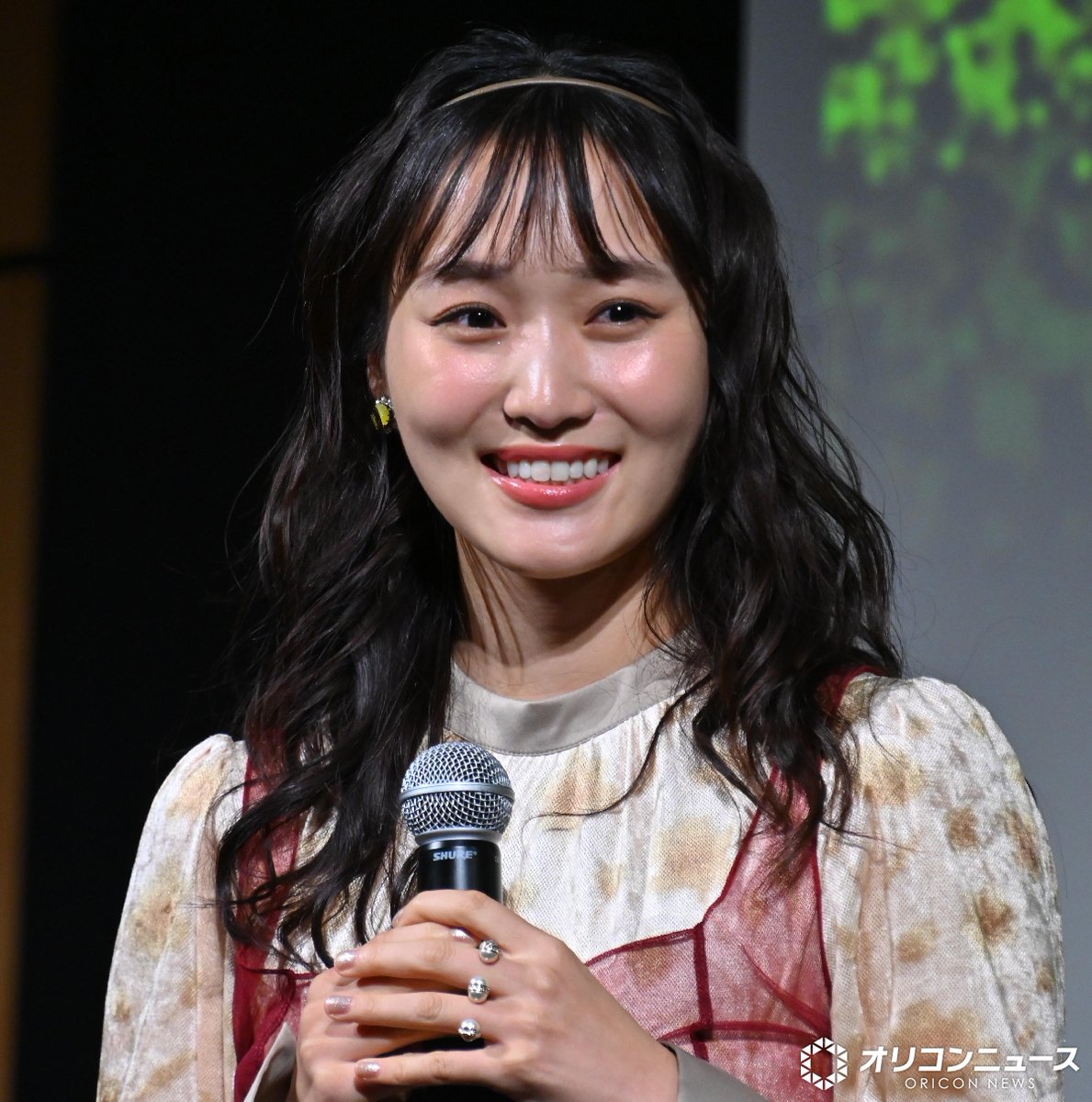 oricon's tweet photo. デビュー10周年の菅井友香
初主演の短編映画2本公開🎉

アイドル経験が芝居に生きた場面を明かす💭
https://t.co/emBG2kxoM0

#菅井友香 @sugaiyuuka1129 https://t.co/i9LdE3JbEB