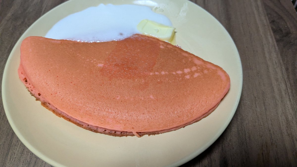 yanshuiensui's tweet photo. 初��て作ったホットケーキ（ピンク） https://t.co/KDL8zyslkh