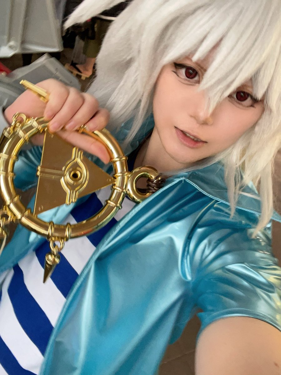 ラ*ク様 95 ⭐️唯一無二⭐️【ツヤツヤ⭐️赤】⭐️色抜けピコ⭐️クリスマスロ ビジュー×リボン釦付きリブニットカーディガン×リブニットキャミソール