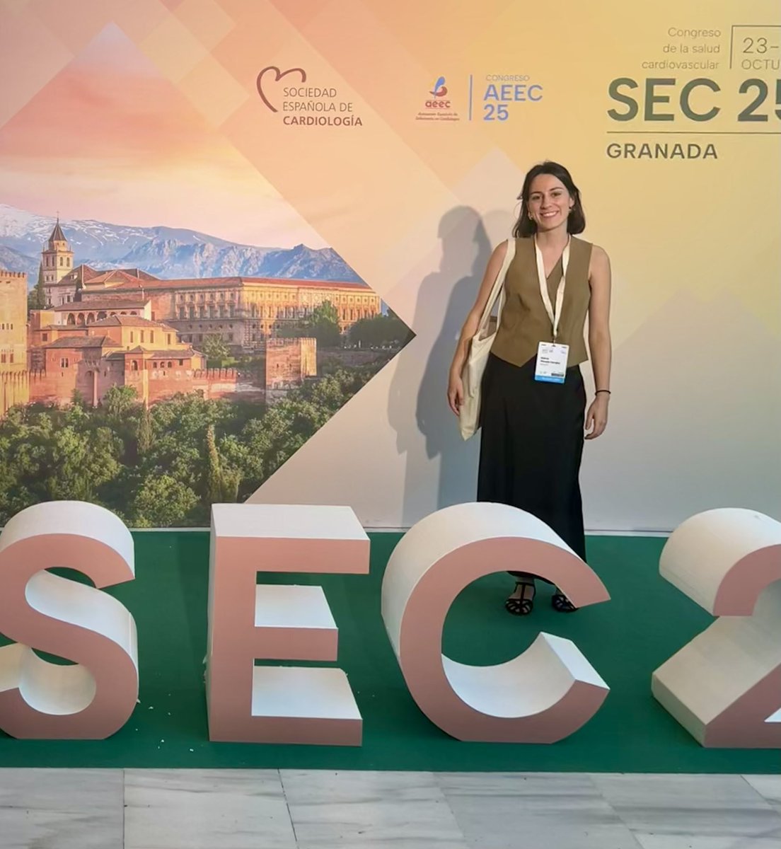 AndreaChicano's tweet photo. Gran participación de @hbellvitge en el Congreso Nacional de Cardiología, con ponentes de enfermería de todas las áreas 🤟🏼

Otra oportunidad para compartir, aprender y hacer equipo💥🫀

#AEEC25 #SEC25 https://t.co/b8cvpb0Apf