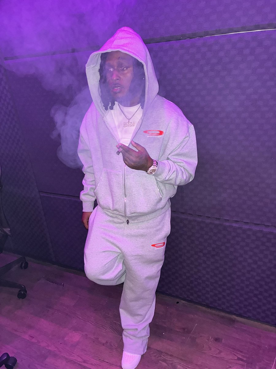 MeechBandzz's tweet photo. Codeine Crazy Late Night Sessions #5G https://t.co/rKaxTIktiW