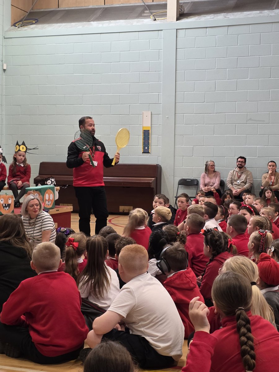 At assembly on Friday Mr Blyth spoke about all the lovely equipment that has been put in the playground. He spoke about us beginning our OPAL (Outdoor Play and Learning) journey and what that entails. #OPALschools <a href="/NewarkPrimary/">Newark Primary🧡</a> <a href="/JoeBlyth5/">Joe Blyth</a>