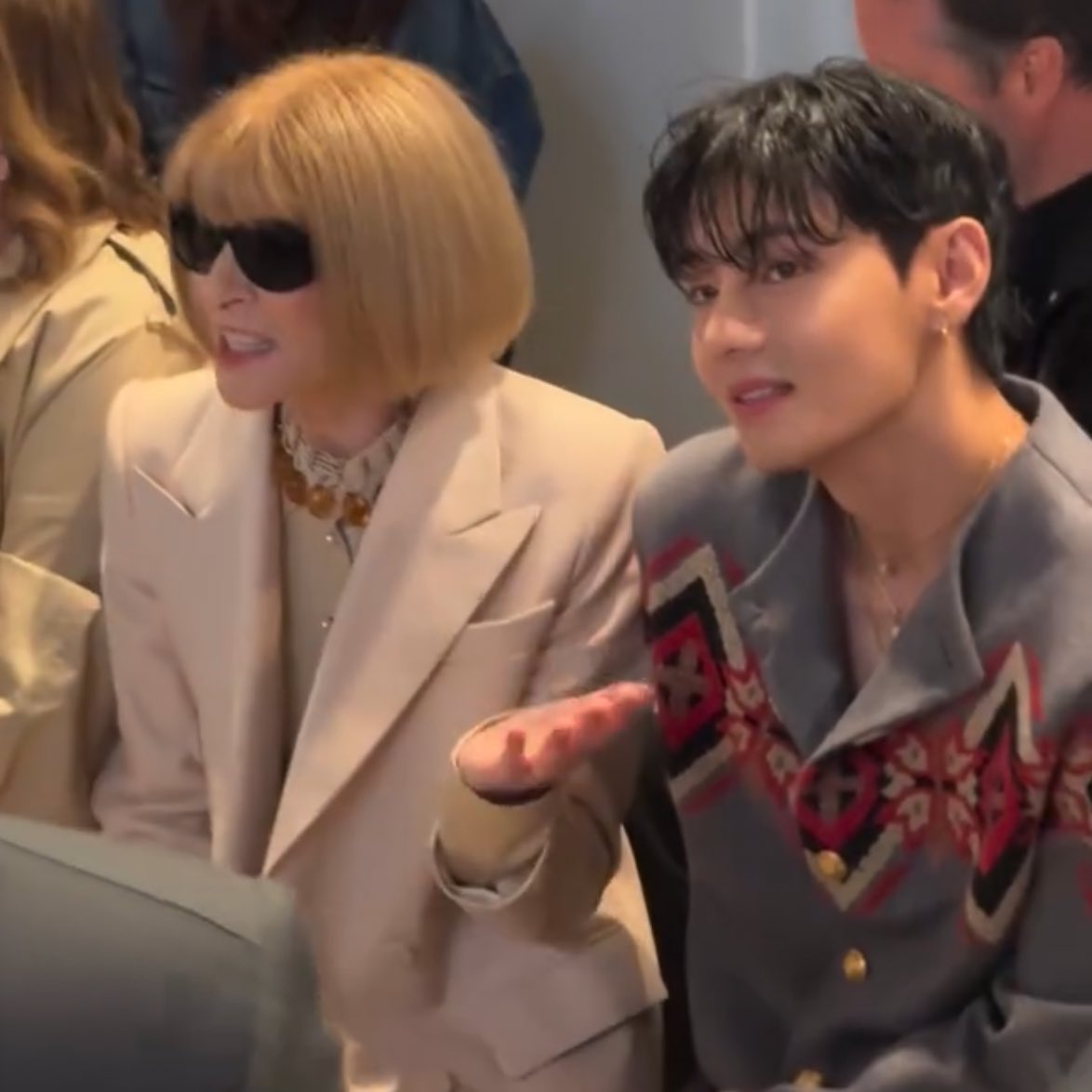 Back In July this year, Anna Wintour personally invited Kim Taehyung to attend the 4th annual Vogue World event, scheduled for October 26 at the iconic Paramount Pictures Studio Lot.