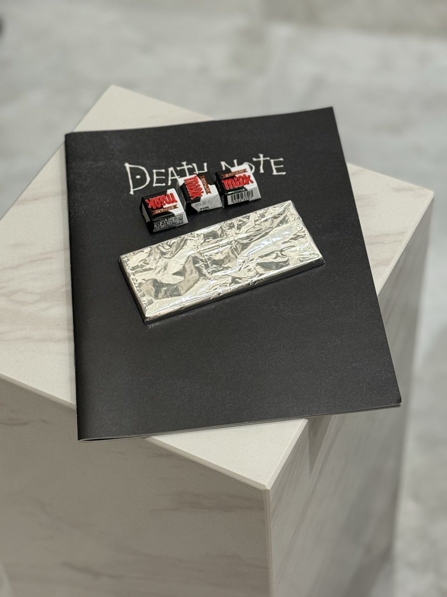 KNOS_Key's tweet image. 外歩いてたら上から変なノート落ちてきた
なんだこれ？