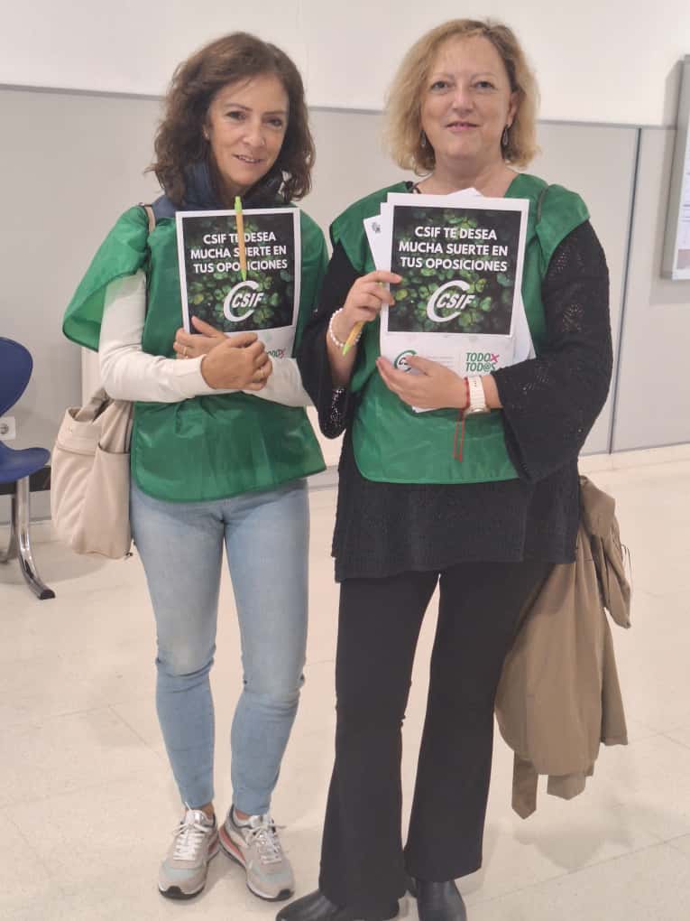 csifsanext's tweet image. Delegados de CSIF acompañando este sábado a los opositores en las pruebas del SES en Mérida, Cáceres y Badajoz en las categorías de ópticos- optometrista primera vez convocadas -y de enfermeras especialistas en Salud Mental, mecánicos y médicos urgencias de AP.
Mucha suerte!!