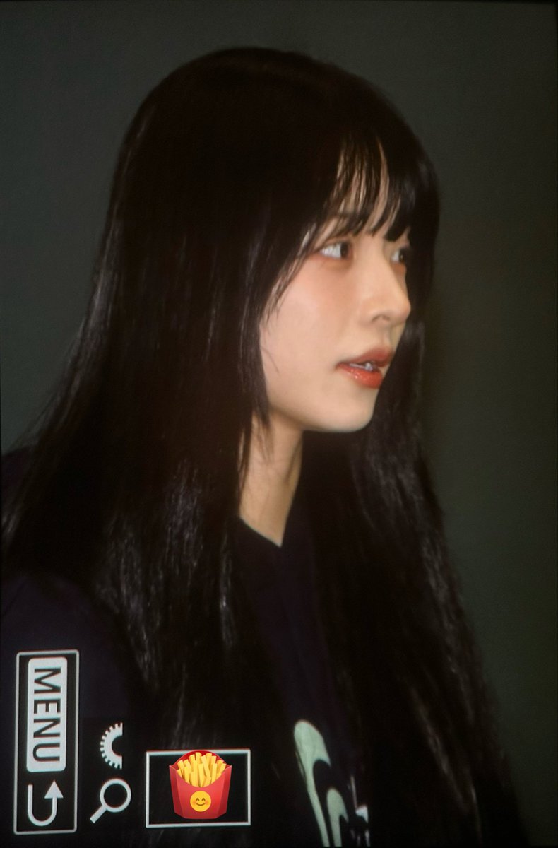 potatooppq's tweet photo. 251025 ICN pre

#fromis_9 #프로미스나인 #이채영
#Leechaeyoung https://t.co/YqV1KyYOy1