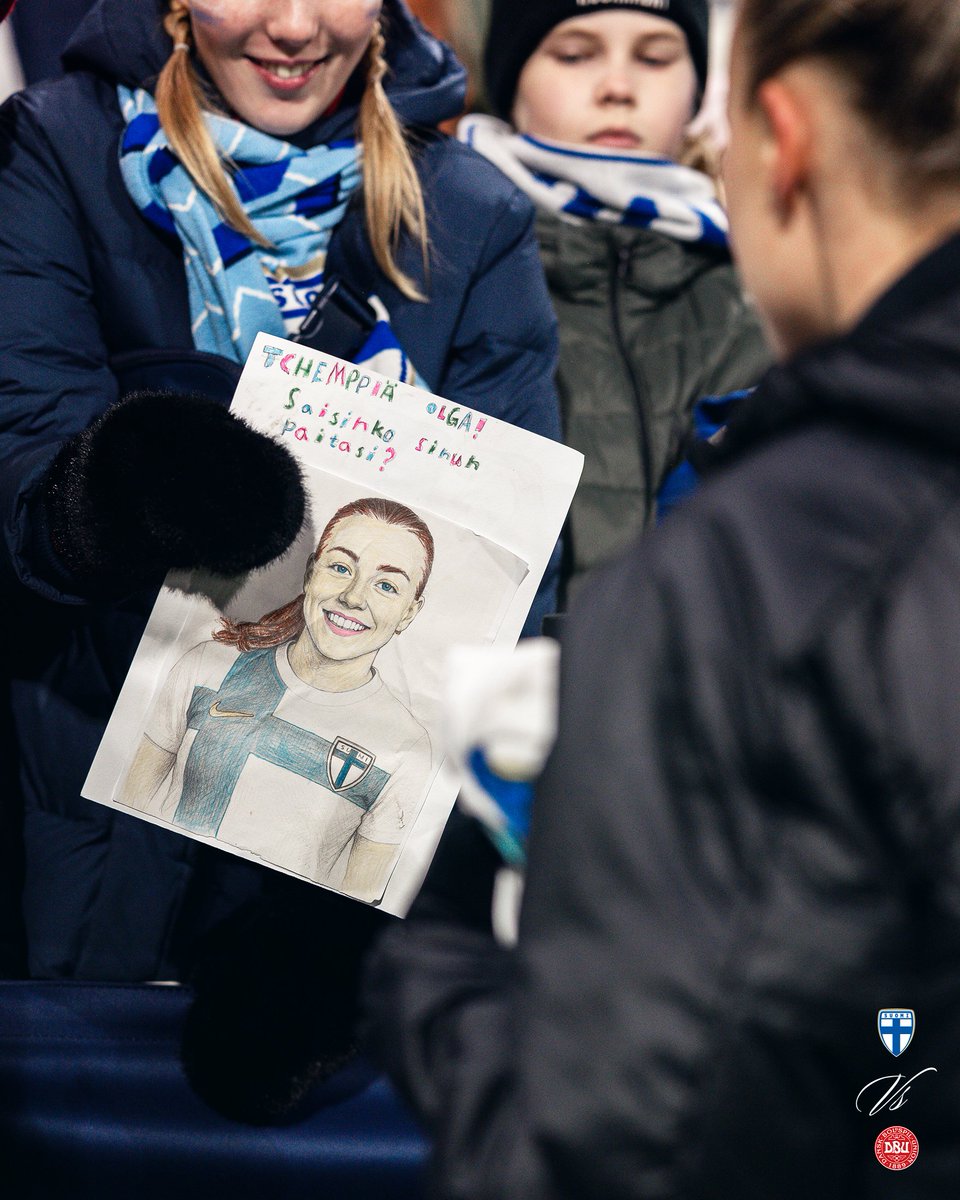 HelmaritFI's tweet photo. 6474 kertaa kiitos kotiyleisölle! 💙🤍
#Helmarit #MeOlemmeSuomi #UWNL #FINDEN https://t.co/v0wgXvbcjl