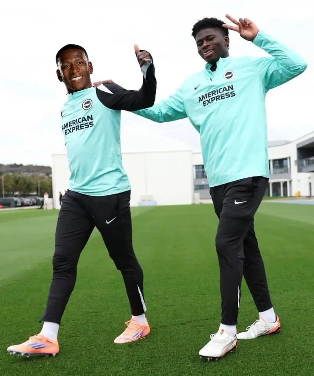 En entraînement avec l'enculé <a href="/Pervis086351/">Pervis 🇪🇨💎</a> en vue du match de ce soir 🏃‍♂️