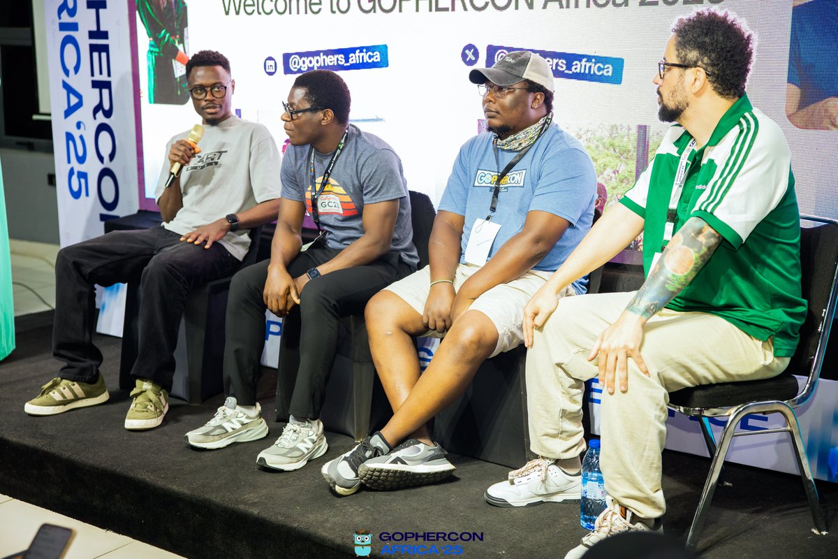 gophers_africa's tweet image. Breakfast conversations hitting deep ☕️🐹
Asking the big Gophers: Where do you see the biggest opportunities in the Go community — here in Africa and globally? 🌍💡
#GopherConAfrica #GoLang #Community #Gophers #GopherConAfrica2025 #gca25