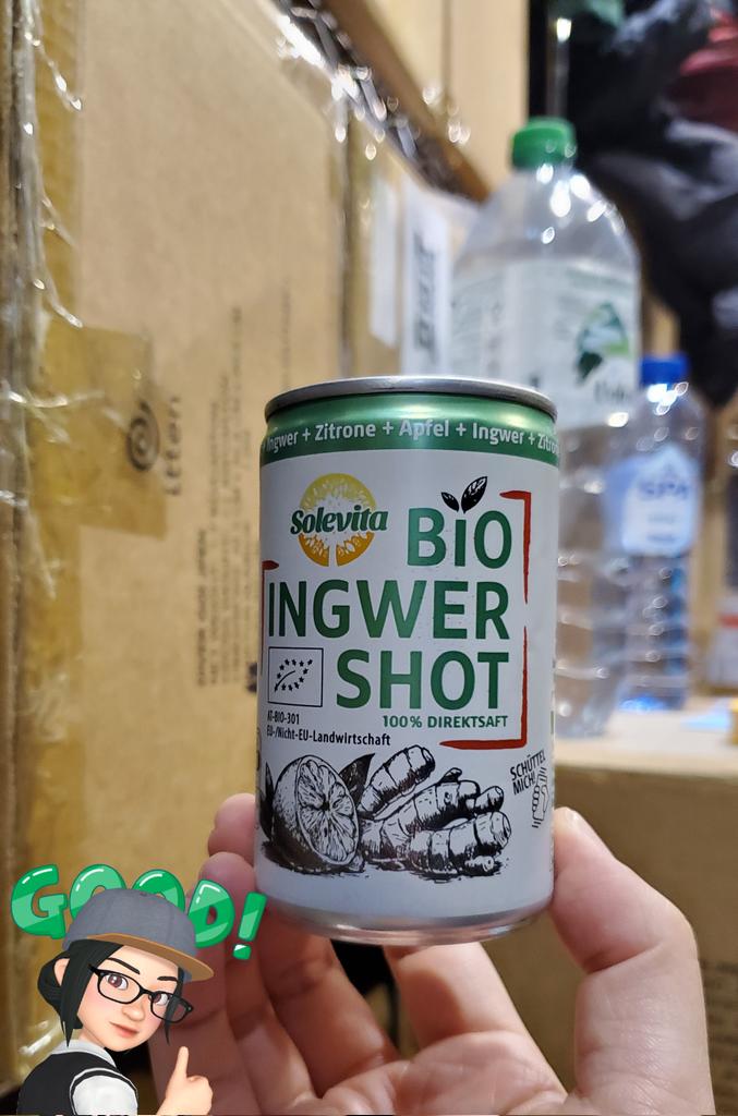 Missmerc007's tweet image. Day 3 at Essen Spiel25:  Picked up my 2026 calendar for next year. Powered up my voice with a ginger drink. And ready for another fun day to meet &amp;amp; greet and talk about games 🤗
#essen #spiel #spiel25 #boardgames #fromJapan