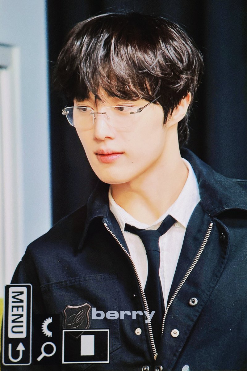 berrylikeu's tweet photo. 251025 #현석 #CIX #씨아이엑스 https://t.co/P3XM2TLH8l