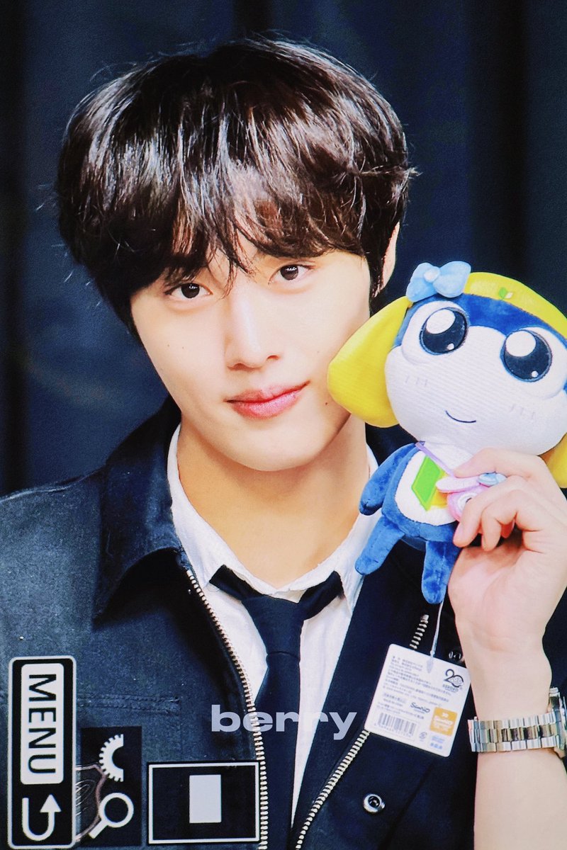 berrylikeu's tweet photo. 251025 #현석 #CIX #씨아이엑스 https://t.co/P3XM2TLH8l