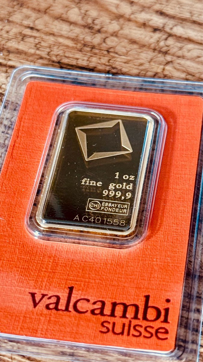 Even Halloween has its golden side 🎃

Valcambi Suisse gold: glowing in orange and reminding everyone what’s really scary… missing the dip. 👻

#Gold #CoinsOnline #Valcambi #PreciousMetals #Wealth