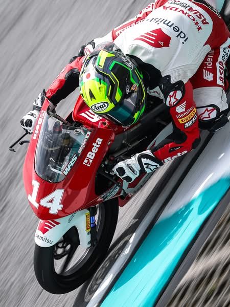 やっと勝てました