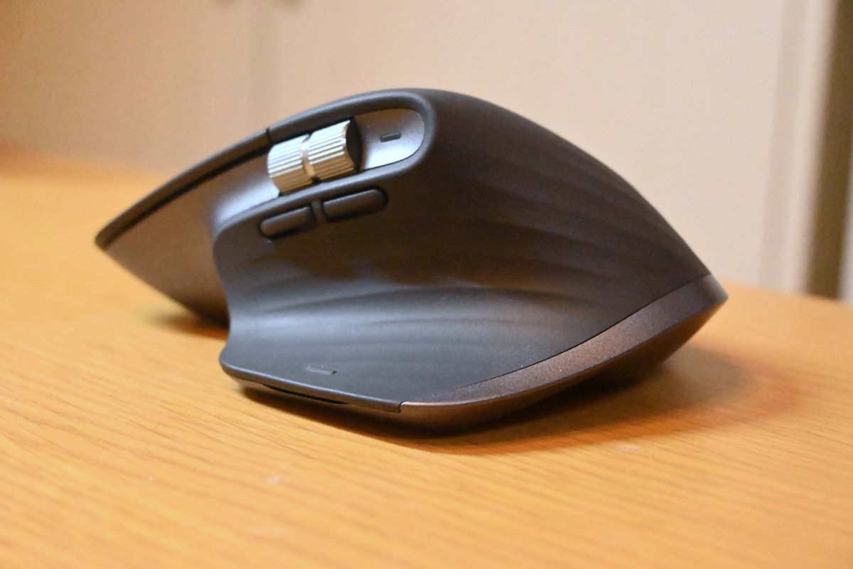 🖱️ロジクールの「MX MASTER 3S」は静音クリックと超高速スクロールで