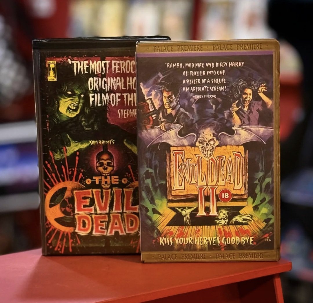 "Got you, didn't I, you little sucker!"

Great to pick up a minty copy of Evil Dead II at TapeStock last weekend. Was you here and what did ya pick up?

We're open today and tomorrow...... 11 till 3pm.