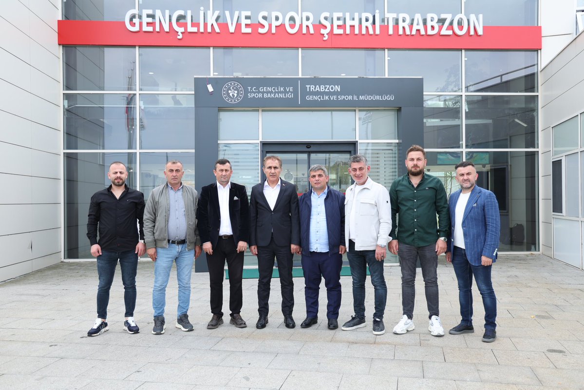 Trabzon Gençlik ve Spor İl Müdürlüğü (@gsb_trabzon) on Twitter photo Arsin Belediye Spor Kulübü Başkanı Sayın Fatih Haldızoğlu ve Yönetim Kurulu üyeleri, İl Müdürlüğümüzü ziyaret etti.
Nazik ziyaretleri için kendilerine teşekkür ederiz. Arsin Belediye Spor Kulübü Başkanı Sayın Fatih Haldızoğlu ve Yönetim Kurulu üyeleri, İl Müdürlüğümüzü ziyaret etti.
Nazik ziyaretleri için kendilerine teşekkür ederiz.
