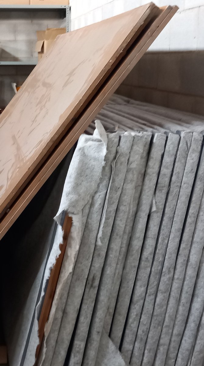 En lo público, la Ley de Contratos del Estado pone muy difíciles las cosas porque prima la oferta económica. Pero no se tiene en cuenta que se está comparando chopped con jamón ibérico.
Y, claro, no es lo mismo.