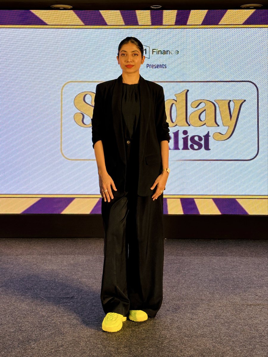 madihahasankhan's tweet image. Our greatest weapon is our mind. Train it to see opportunities not obstacles. 

I love quotes and I put them up everywhere not to preach but to practice more. 

In pictures hosting the very cool “Sunday Checklist” - an IP by @1FinanceHQ 

#sundaychecklist #events #thane #emcee