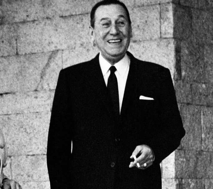 "Es un engaño la idea de que un trabajador con empleo deba ser pobre."

Juan Domingo Perón 🇦🇷