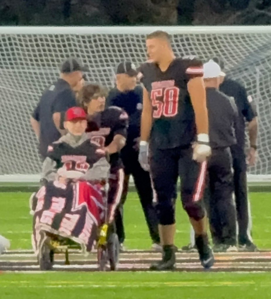 Custom love from the U to small town Ohio. When tragedy happens, the staff shows how much they care. Between cheering on <a href="/Bencongdon58/">Ben Congdon</a> and now his very own jersey, he may become a Canes fan. Thank you Coaches &amp; Dennis ❤️ <a href="/dtrain2901/">DENNIS SMITH</a> <a href="/CoachMirabal/">Alex Mirabal</a> <a href="/coach_cristobal/">Mario Cristobal</a>