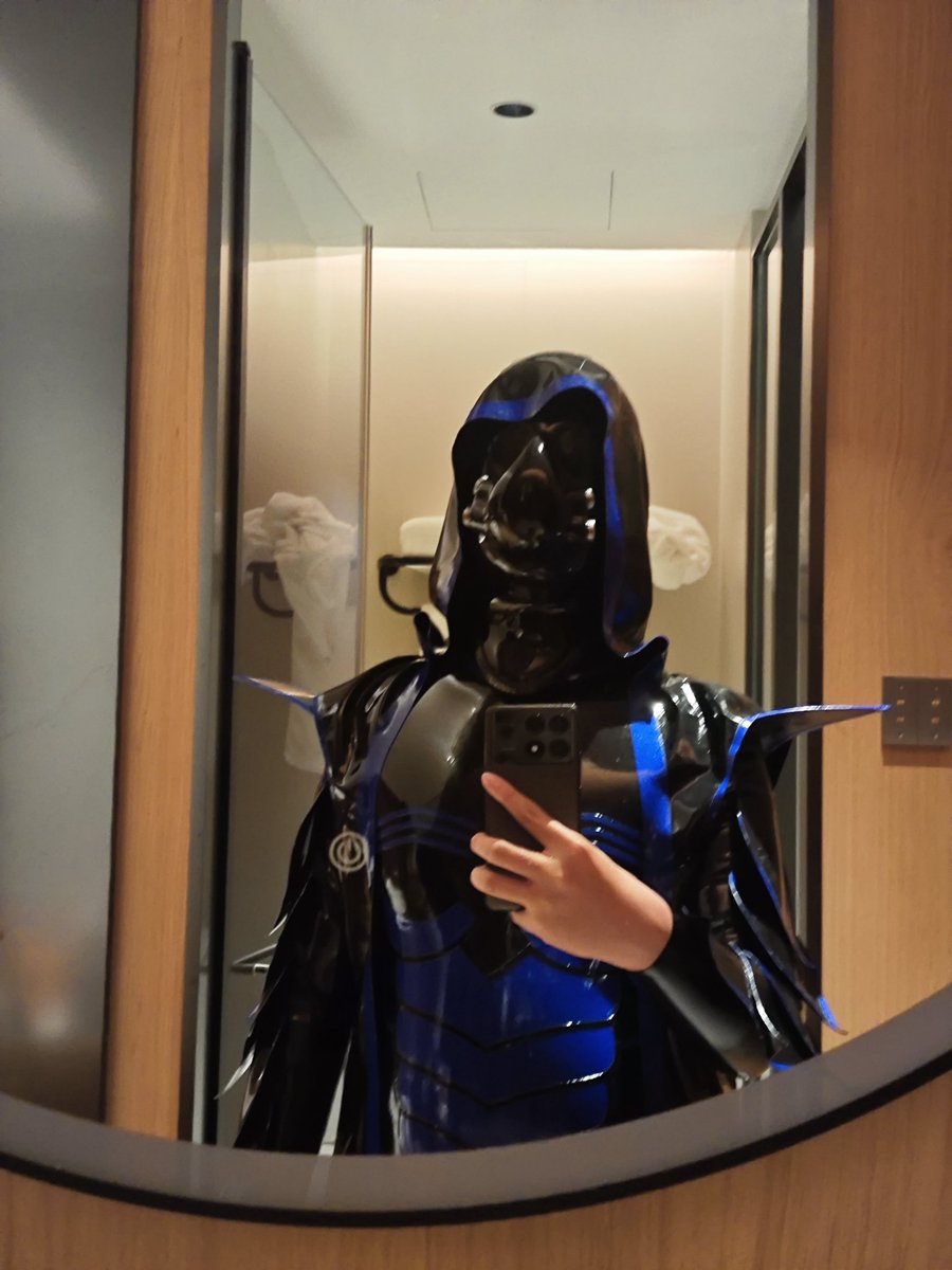 银鬃 (@18silvermane) on Twitter photo 