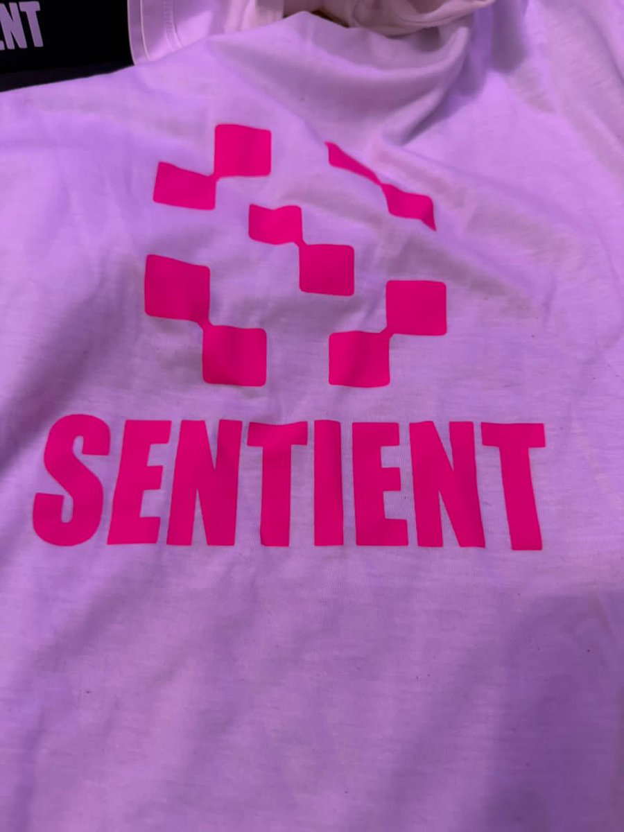 Mark your calendars, Uyo fam! 

The <a href="/SentientAGI/">Sentient</a> community Uyo is hitting the streets for a walk to spread the good news!

Join us this Saturday, October 24, 2025, for Sentient AGI on the Streets of Uyo.

 - When: 3:00 PM
 - Where: We'll be converging at Villa Hilton's Four