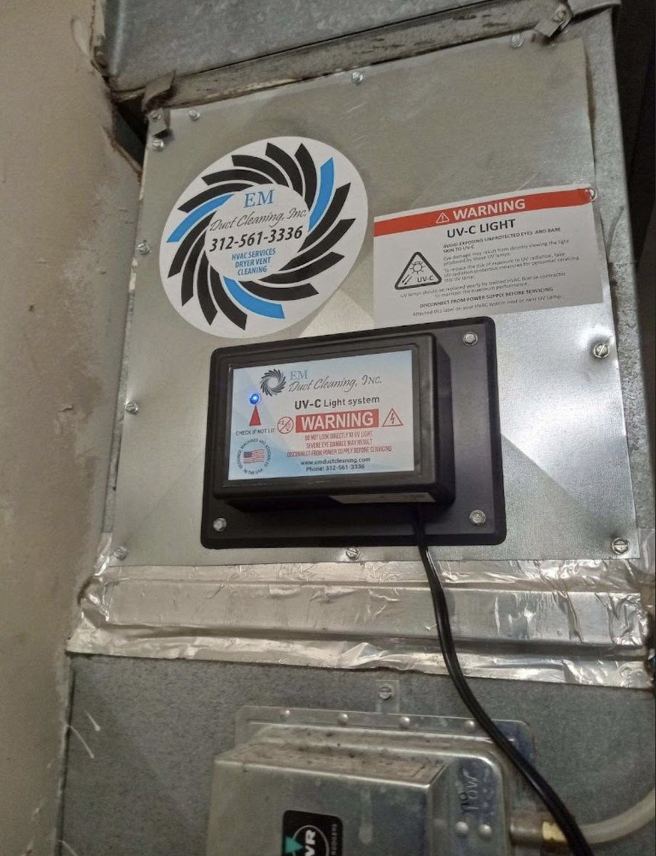 EmDuct's tweet image. Killing bacteria one beam at a time! Another professional UV light installation by Em Duct Cleaning, proudly serving Chicago! 
emductcleaning.com 312-561-3336

#UVLightInstallation #CleanAirChicago #ChicagoUVLightInstallation #UVLightInstallationChicago