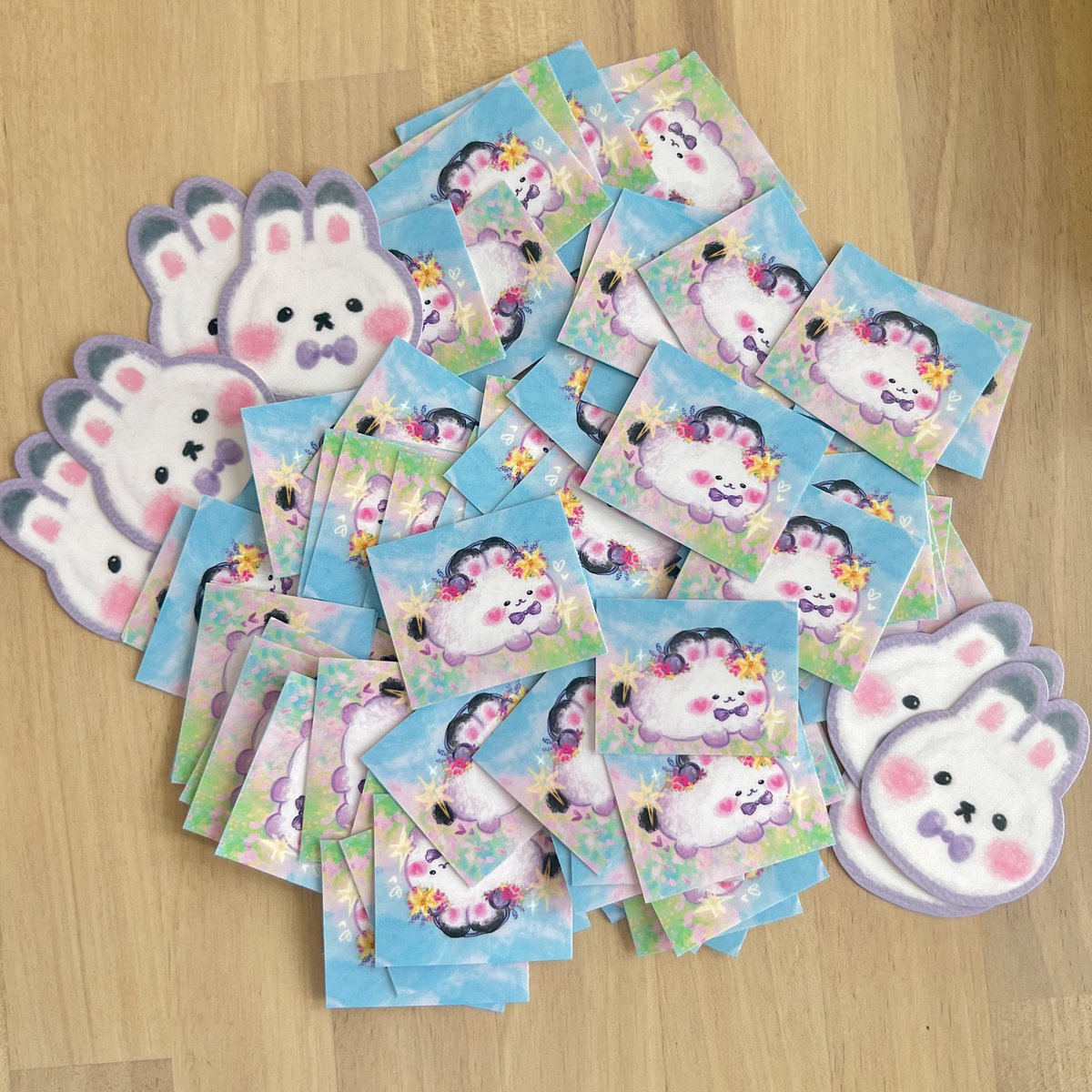 aaahhh i had so much fun today!! tysm to everyone who enjoyed my lads stickers earlier  (｡˃ ᵕ ˂ )♡ #StellasDucatusCSE