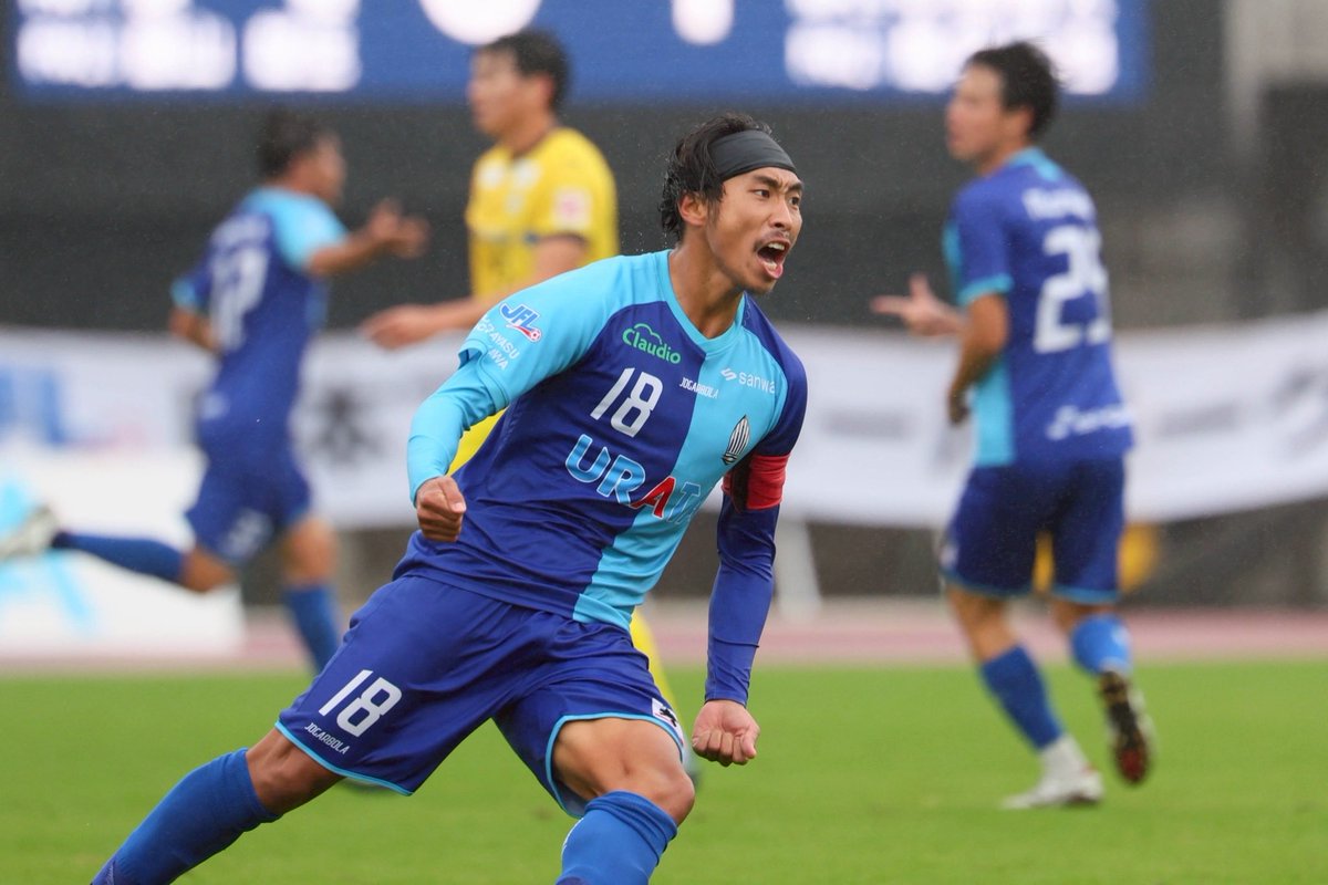 ブリオベッカ浦安　ユニフォーム（青）　サイン入り ブリオベッカ浦安 ユニフォーム（青） サイン入り - メルカリ